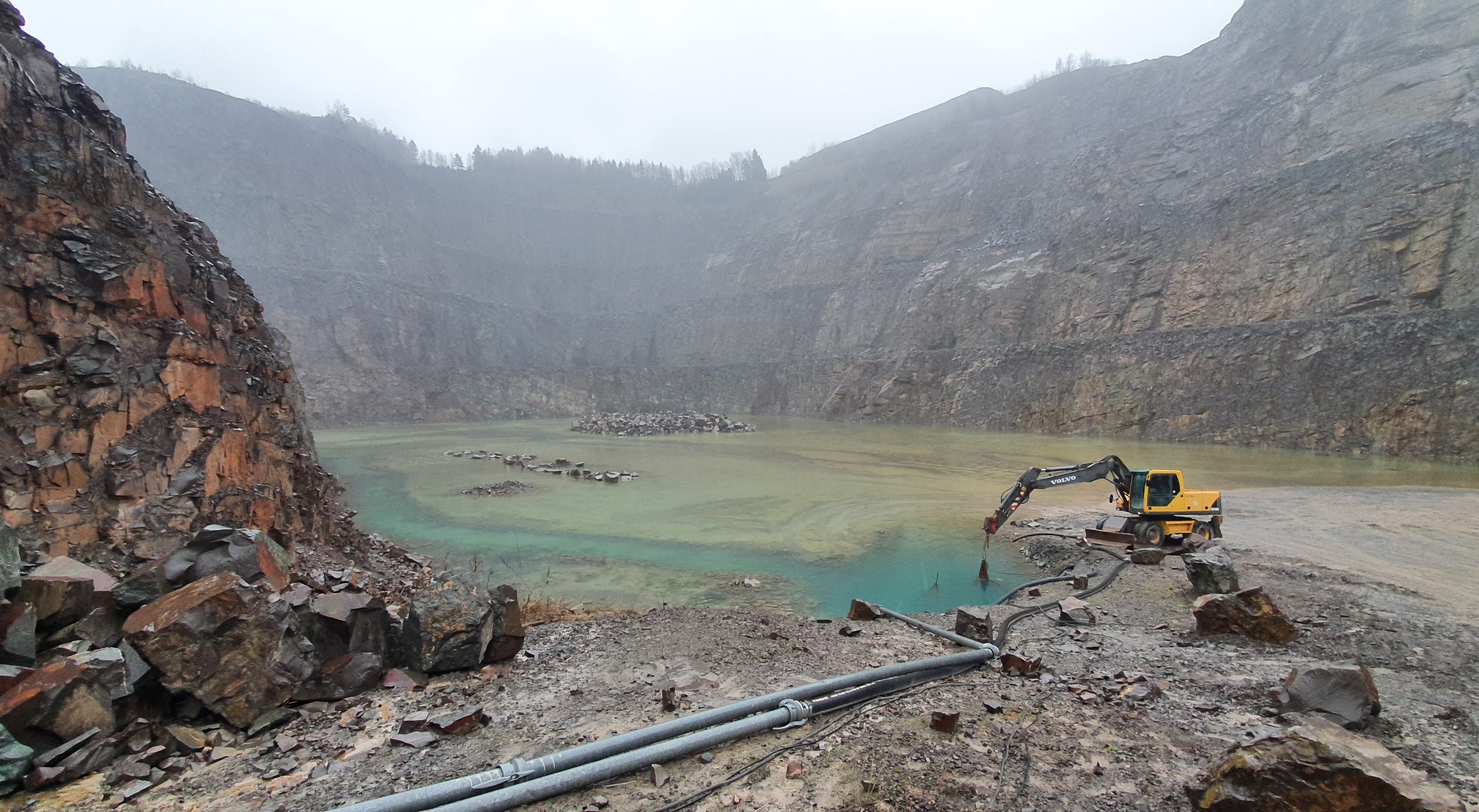 Опыт применения насоса tsurumi  KTZ для водоотведения на карьере